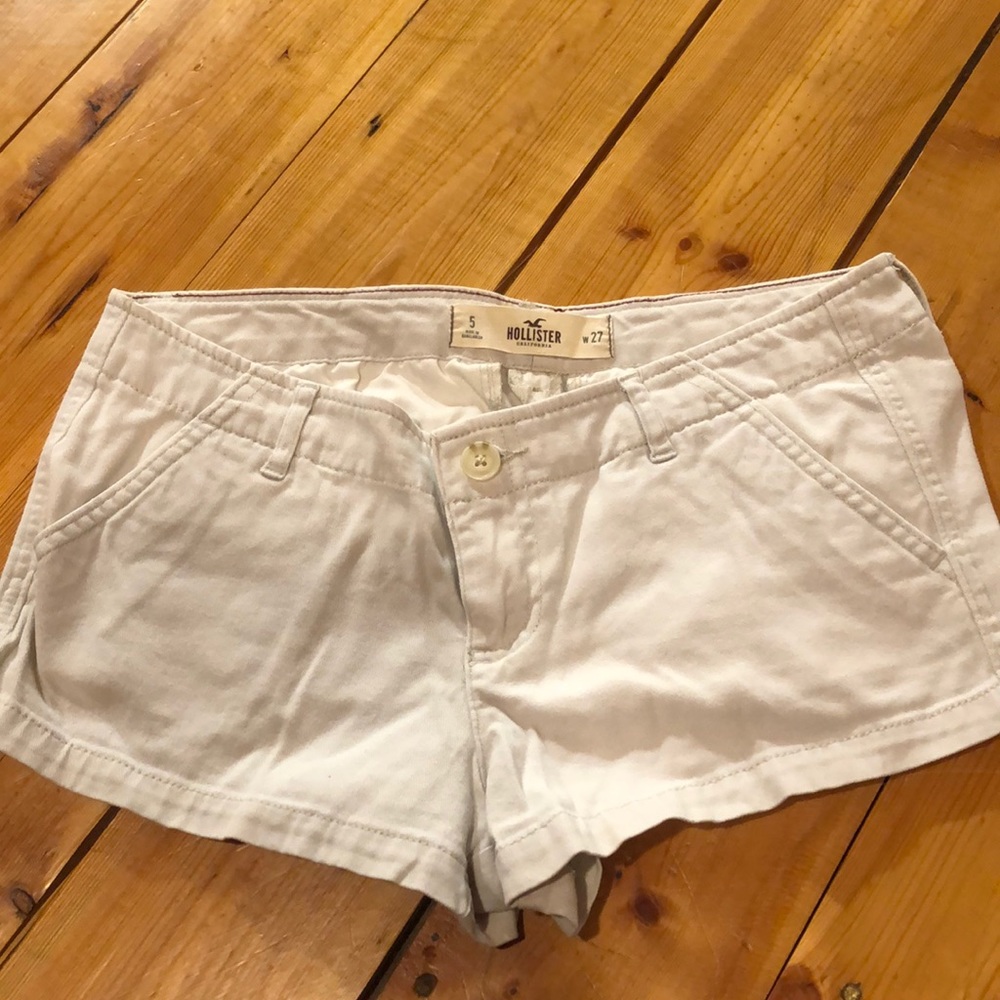 American Eagle soft khaki shirt